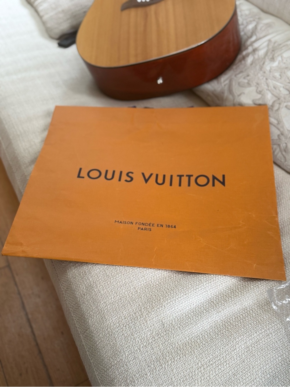 Louis Vuitton paper shopper